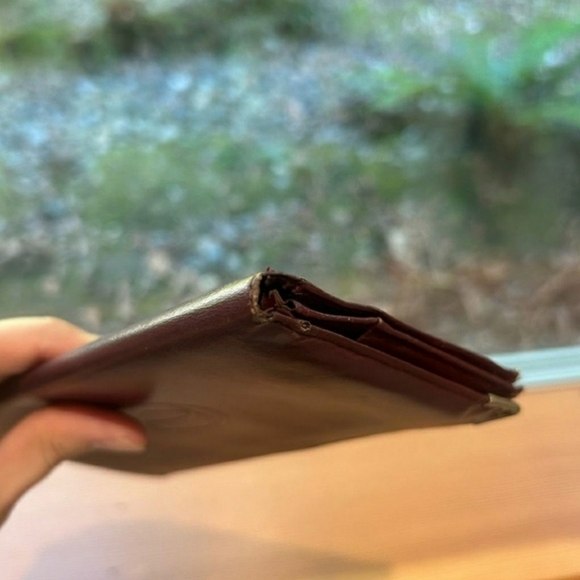 24HR SUPRISE SALE Cartier Bifold Men's Leather Long Wallet - Picture 4 of 13